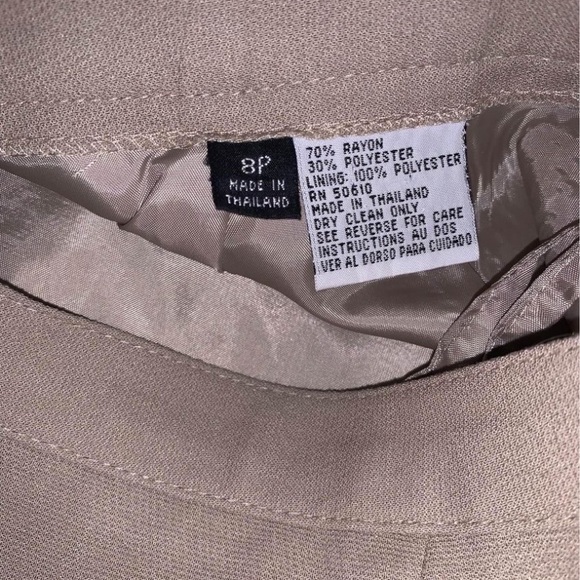 Lovely tan suit. - Picture 9 of 9